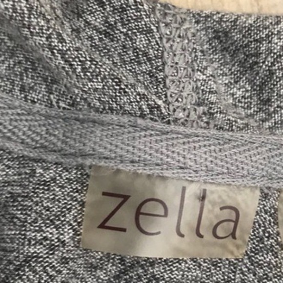 ⭐️Zella,Flattering All Shirred Up Hoodie,Lightweight & So Soft,Hooded, Size XS - Picture 11 of 13